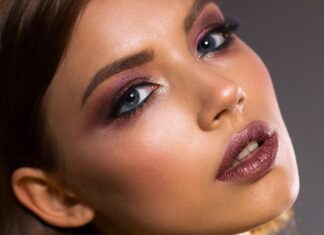 Trucco labbra: sottili, naturale, permanente, trasparente, marcato Trucco labbra